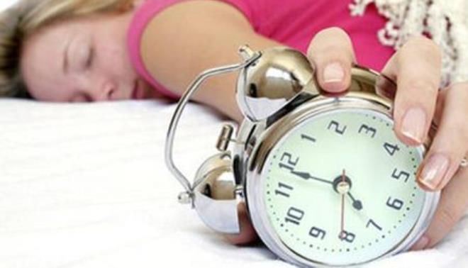 Back to school: 5 trucchi da usare ora per riabituarti alla sveglia