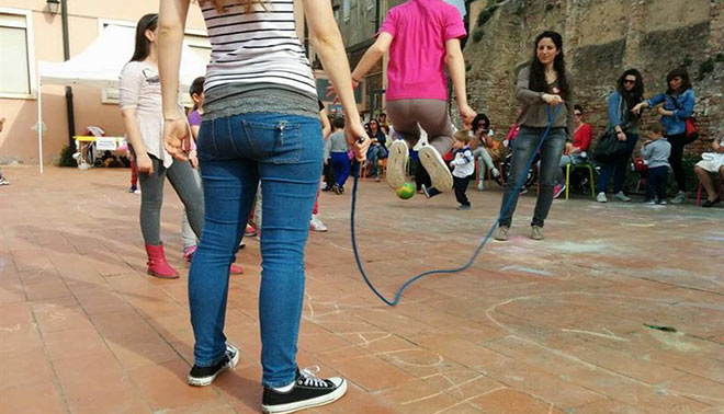 Scuole aperte d’estate: cosa succede se la campanella non smette mai di suonare