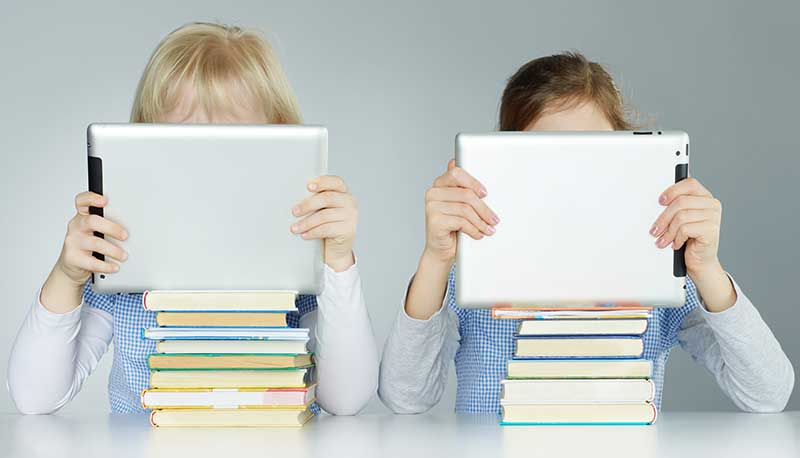 Connessi e dis-connessi: studenti e prof a confronto