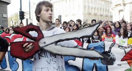 http://www.skuola.net/news_foto/proteste_studenti.jpg