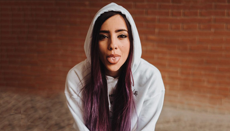 Giulia Penna ospite della Skuola tv!