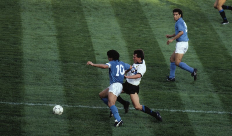 Maradona, i 10 gol più belli della leggenda del calcio