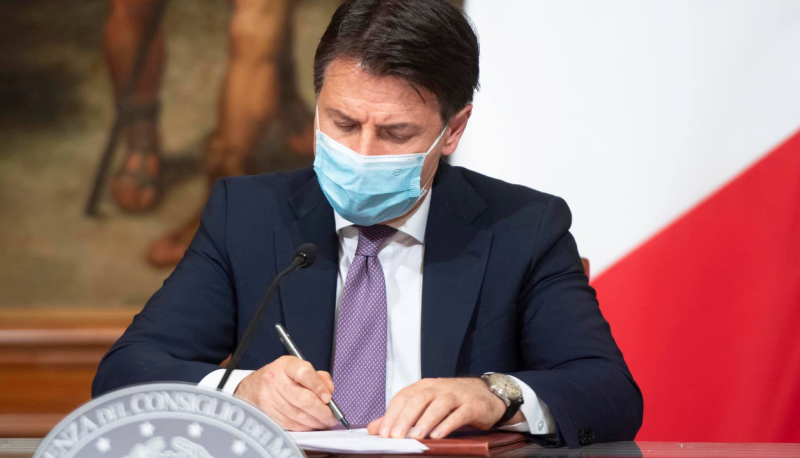 Nuovo Dpcm e vaccini, informativa di Speranza al Senato.