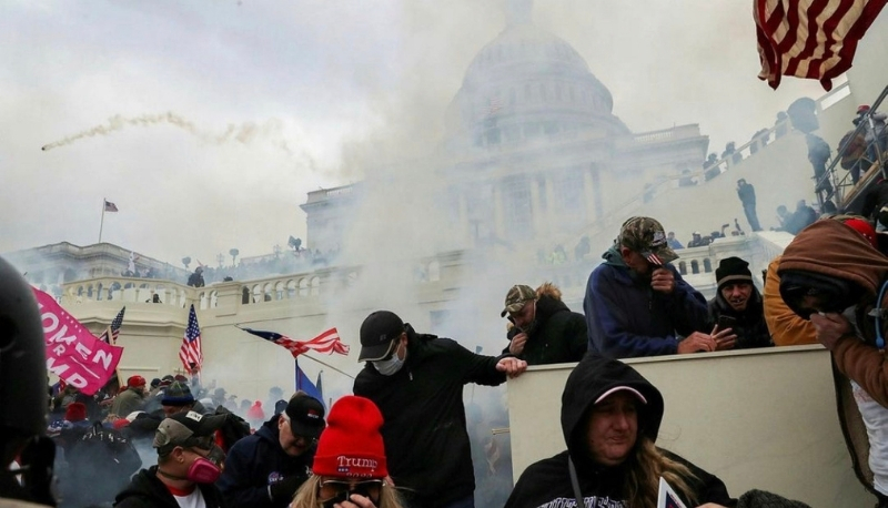Assalto a Capitol Hill dei sostenitori di Trump: cosa è successo e cosa accade ora