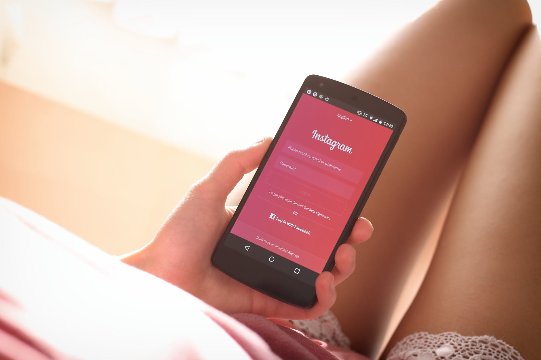 Instagram, addio Swipe-Up: ecco come si apriranno i link