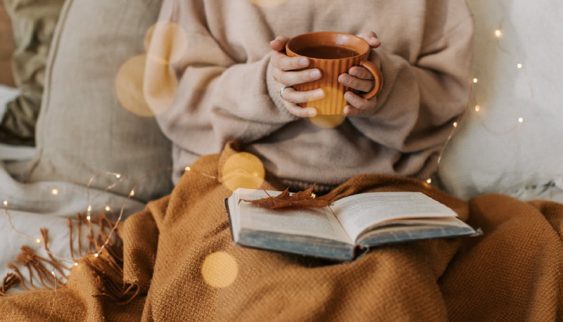 BookTok dicembre 2022: quali sono i 5 titoli di tendenza da leggere in questo periodo?