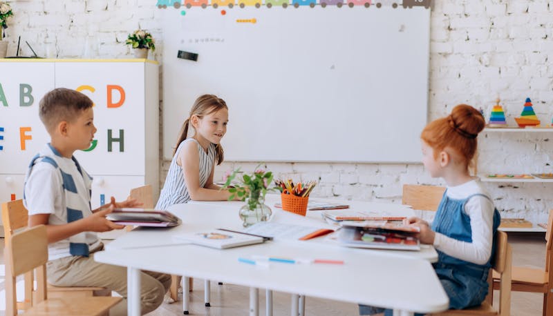 Nell’Italia delle “classi pollaio” ci sono istituti scolastici con poche decine di alunni: uno su tre è una “piccola scuola”
