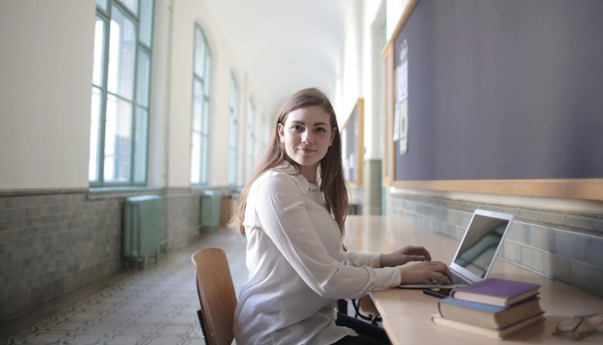 Maturità 2024, studentessa manda email a Valditara: “Ditemi le tracce, manterrò il segreto”. La risposta del MIM articolo