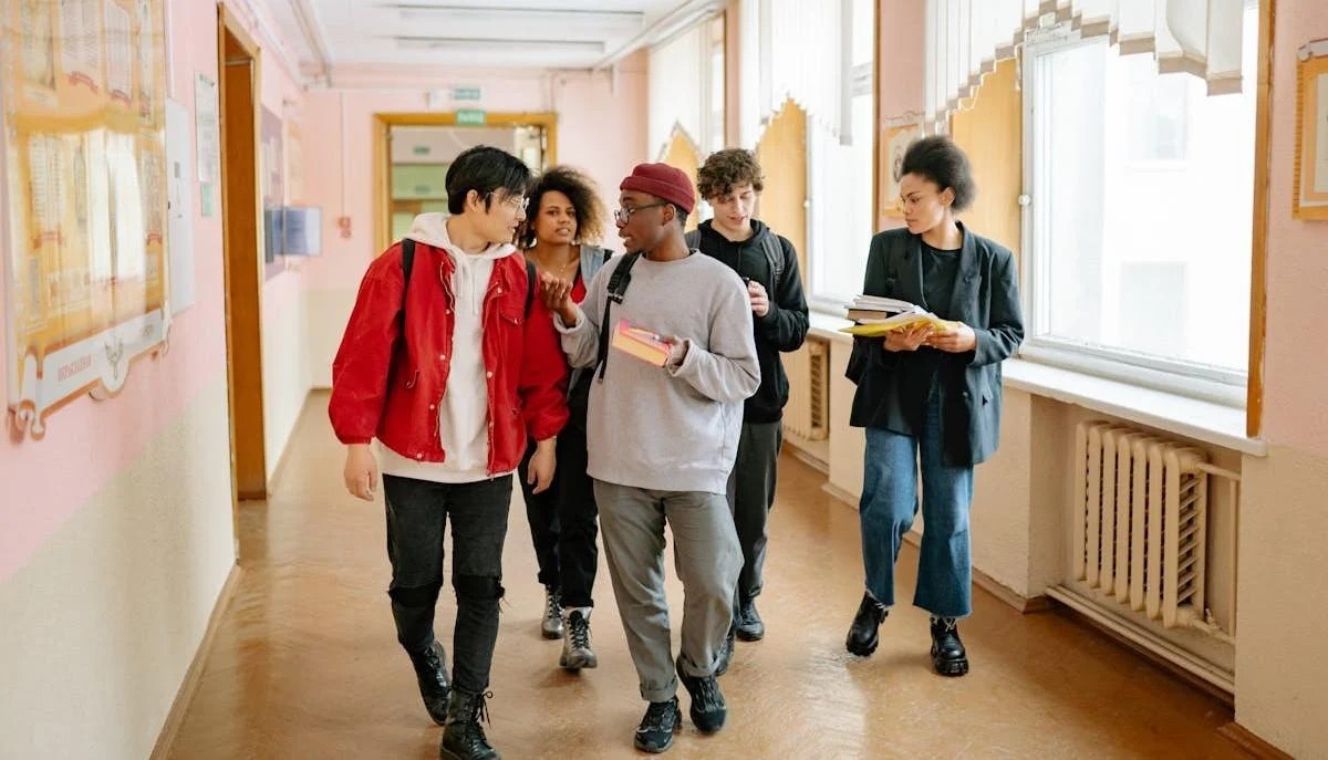 Maturità 2025: tutte le soluzioni di seconda prova e tracce svolte