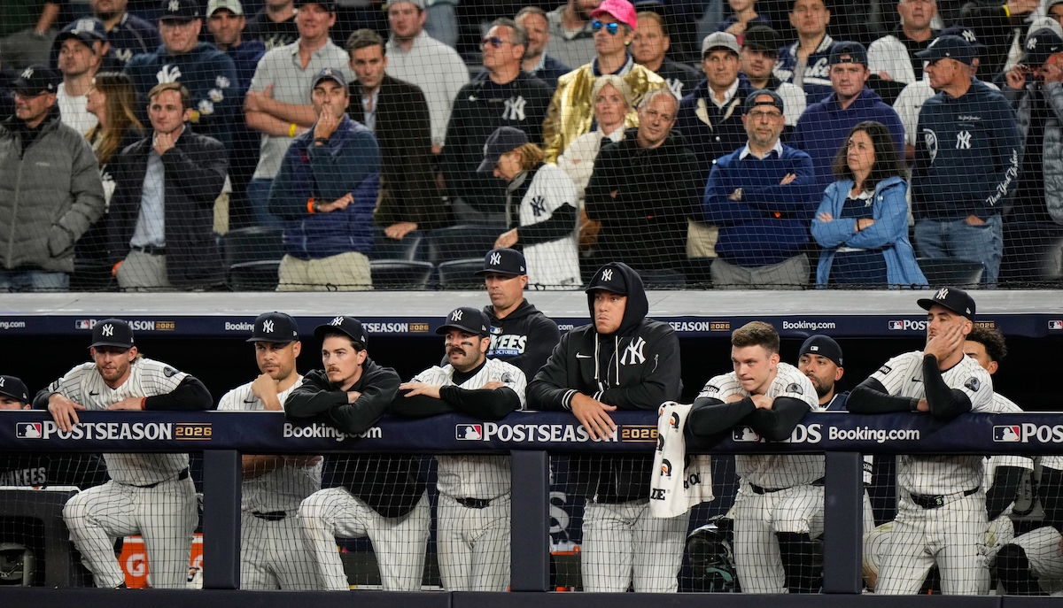 Fan Interference Costs Yankees: Home Run Overturned as Rays Eliminate New York
