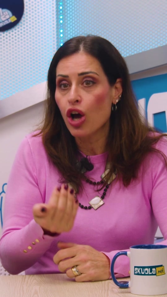 https://www.tiktok.com/@skuolanet/video/7642649284277456150