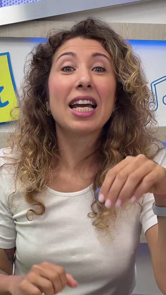 https://www.tiktok.com/@skuolanet/video/7645341049434492182