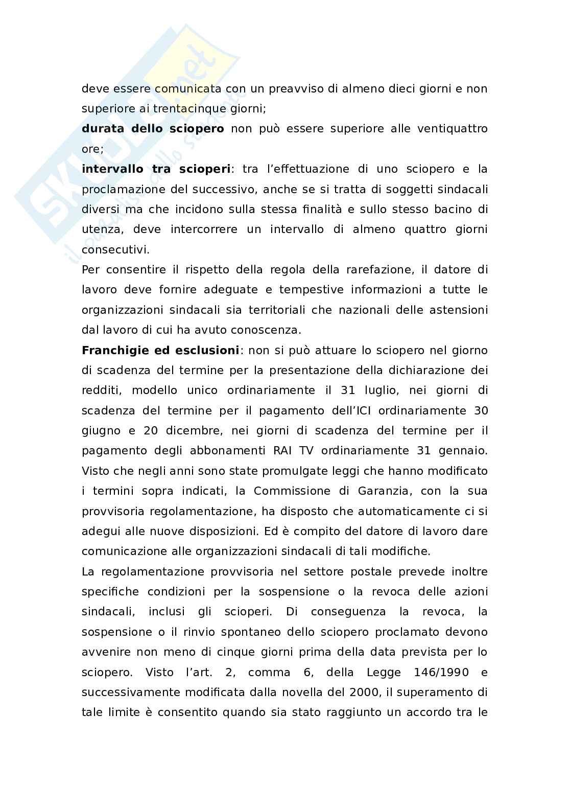  Fonti regolatrici del diritto di sciopero nei servizi pubblici essenziali: il caso della provvisoria regolamentazione nel settore delle poste.  Pag. 41